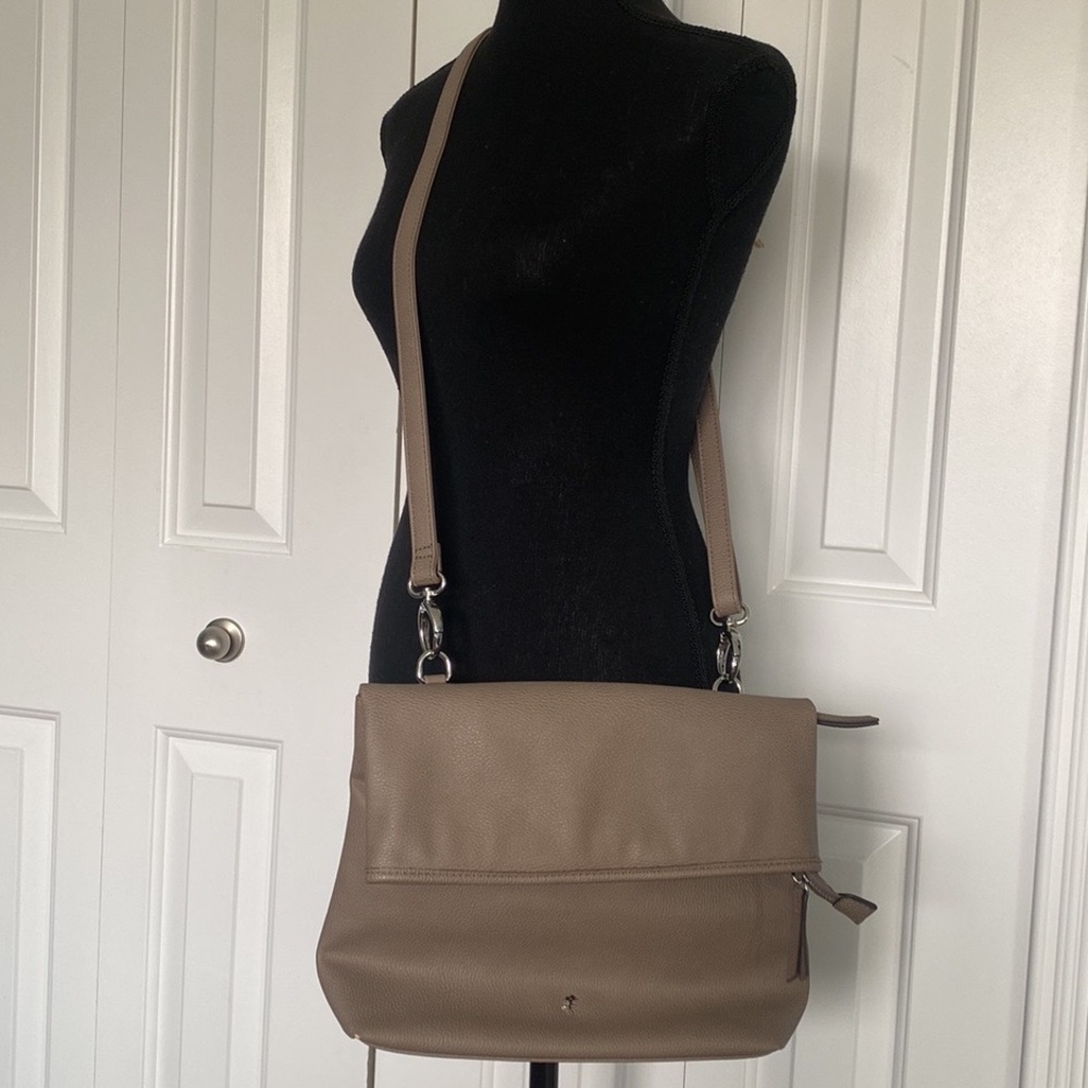 Really Cool Rare Tan/Brown Paper Bag Style Purse Foldover Crossbody Purse Bag